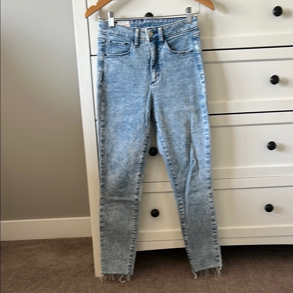 Women's Light Blue Jeans